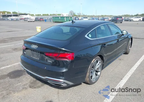 2023 Audi A5 Sportback Premium Plus 45 Tfsi S Line Quattro S Tronic z USA, uszkodzony, nr VIN WAUFACF52PA015824